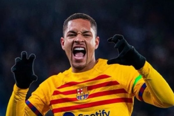 [Xavi Hernandez sinaliza que futuro de Vitor Roque no Barça está indefinido]