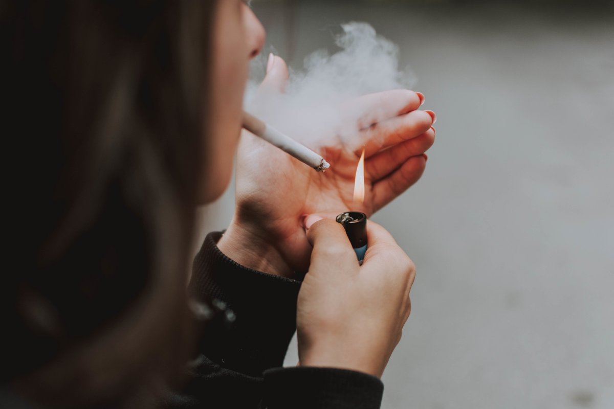 Dia Nacional de Combate ao Fumo: cigarro também potencializa o surgimento de doenças oculares! 
