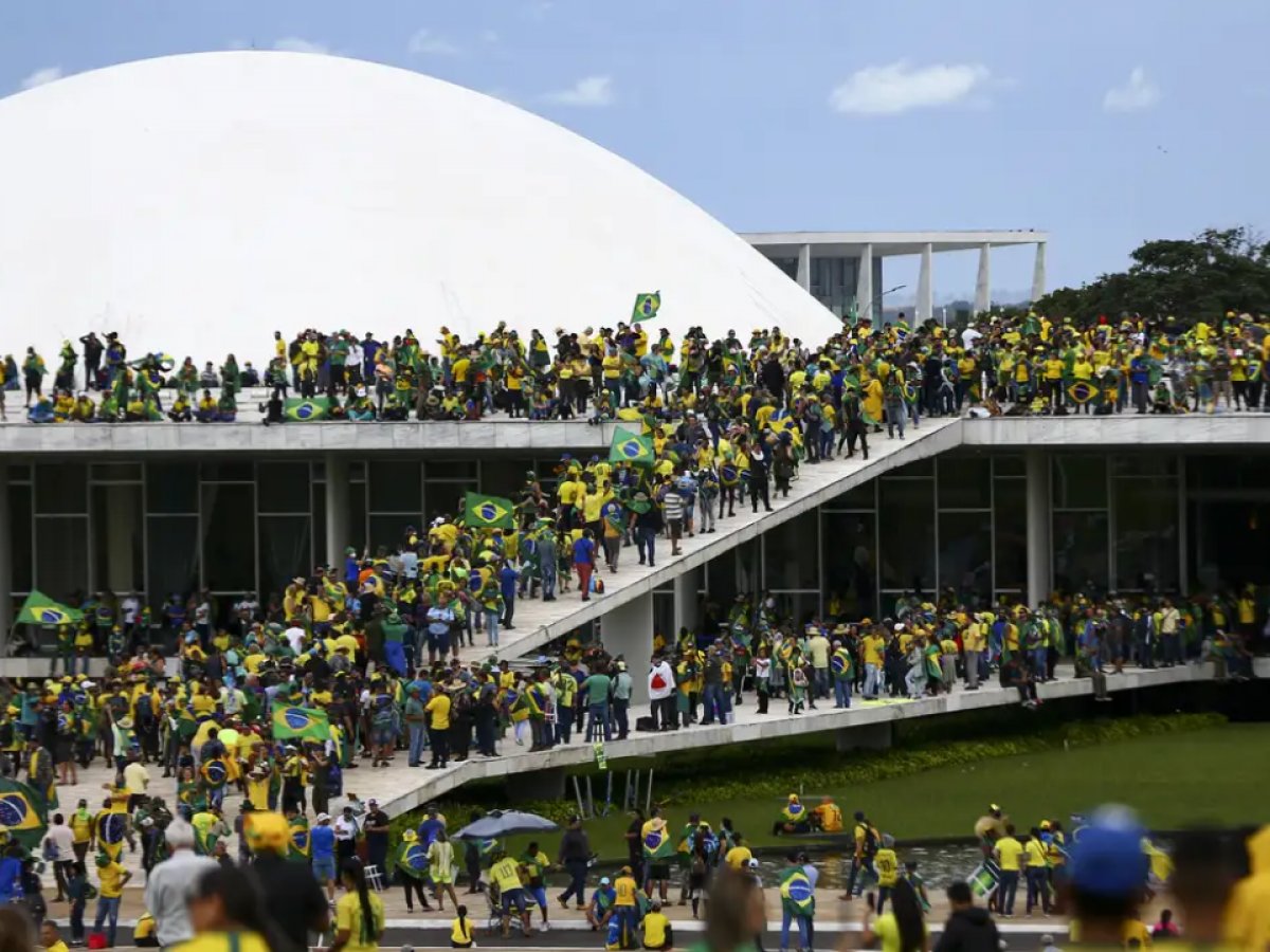 Brasil, país do golpe