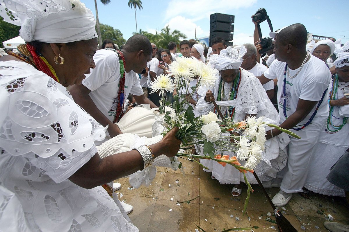 SINCRETISMO FOLCLÓRICO