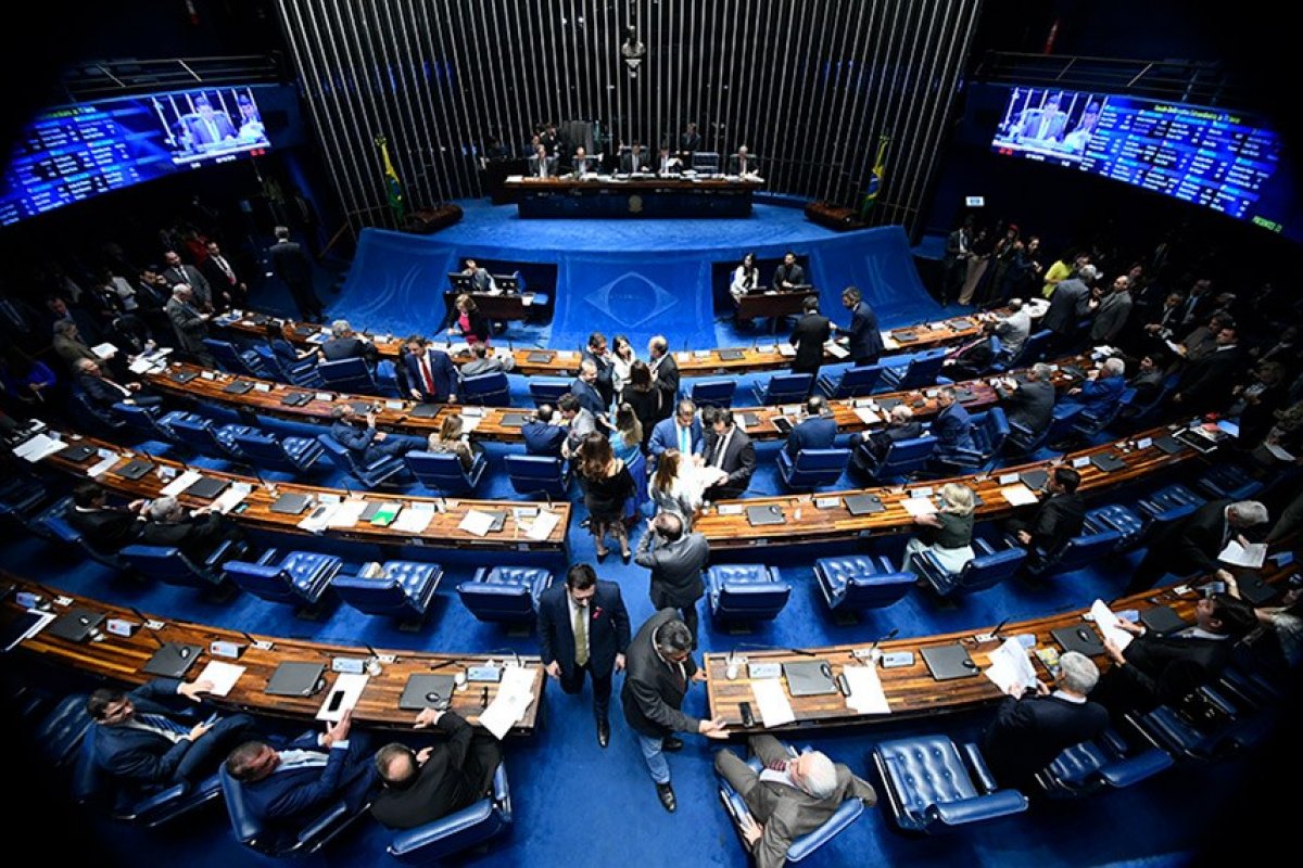 Plenário vota nesta quarta (9) votação de MPs e garantia solidária de microempresas