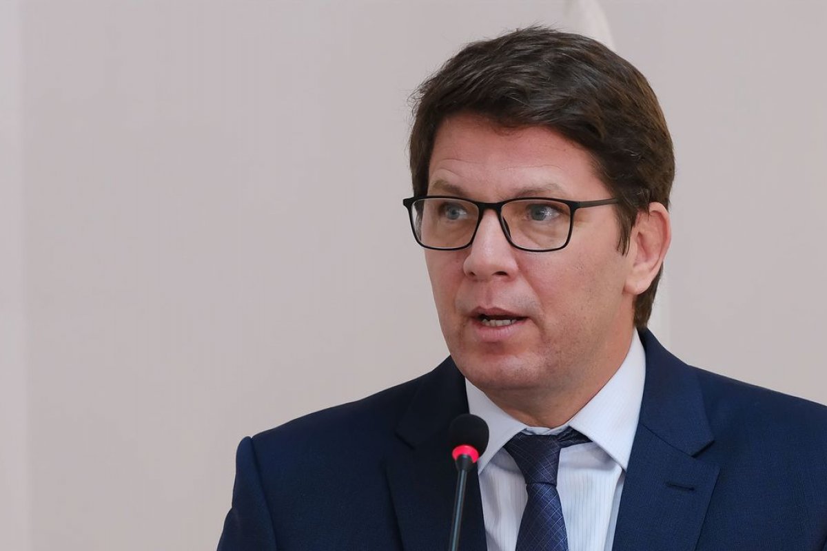 “Animadora de militante esquerdista”, diz Mario Frias sobre Ivete Sangalo