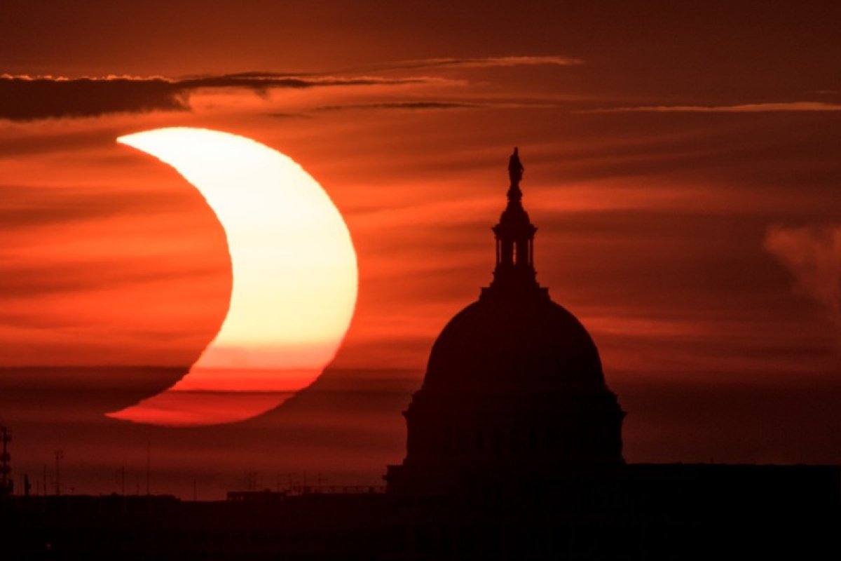 Terra atinge o ponto mais próximo do Sol com diversos eventos astronômicos