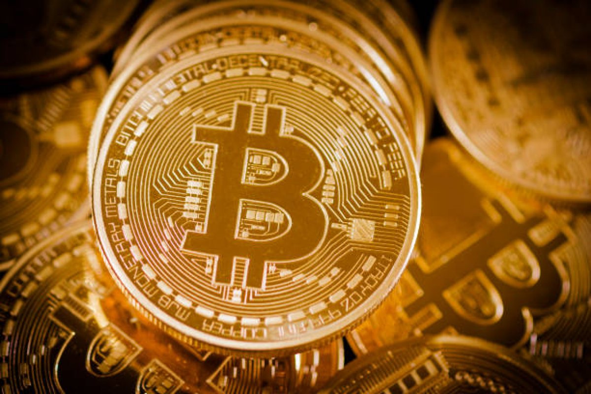 Valor negociado em bitcoin no Brasil cresce 417% em 2021