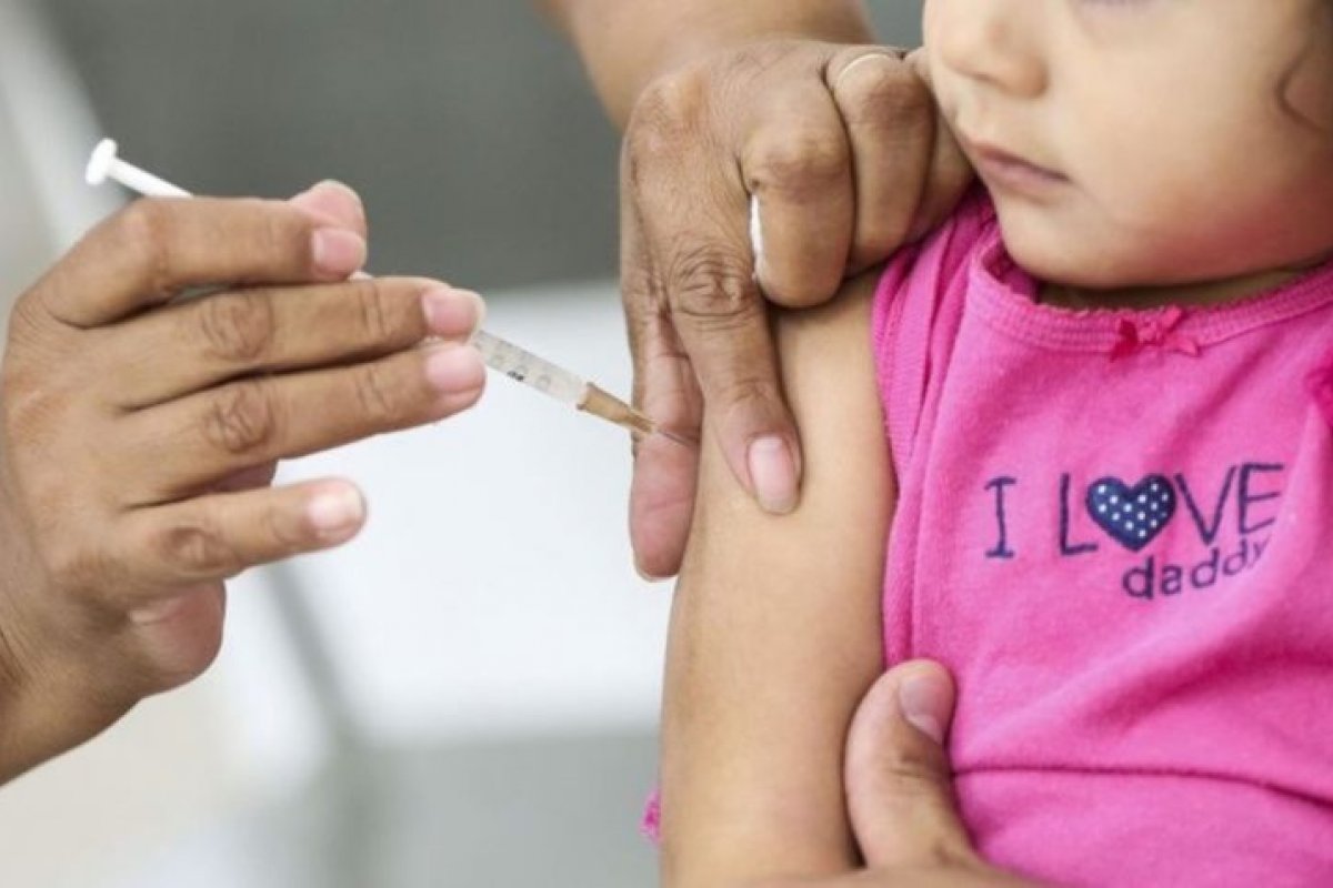 Pesquisa: 71% dos brasileiros afirmam que vão vacinar os filhos contra Covid-19