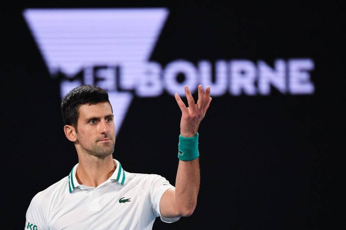 Governo da Austrália tenta adiar audiência de Djokovic, mas tem pedido negado