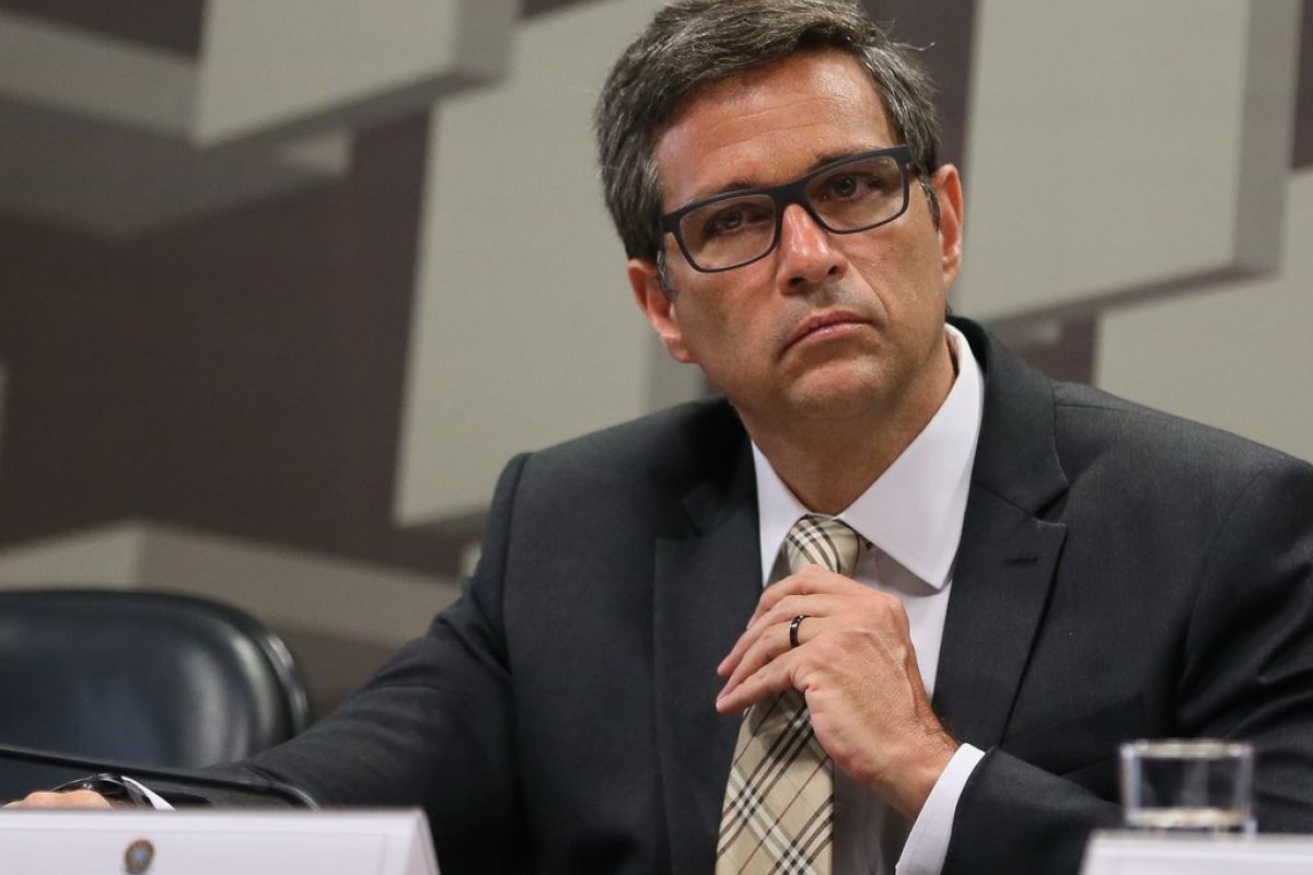 No 1º ano de autonomia do BC, presidente da instituição terá que explicar estouro da meta em 2021