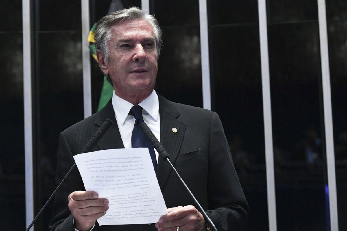 Fernando Collor é alvo de operação da PF de combate à lavagem de dinheiro
