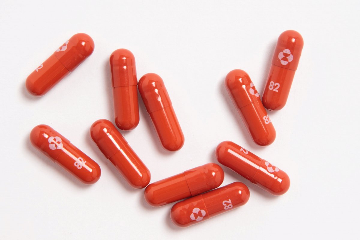 Governo Federal avalia comprar pílulas da Pfizer contra Covid-19