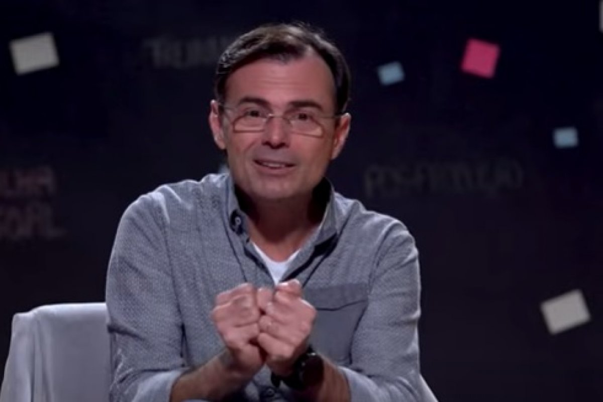 Após décadas de serviços prestados à TV Globo, Tino Marcos estreia como professor 