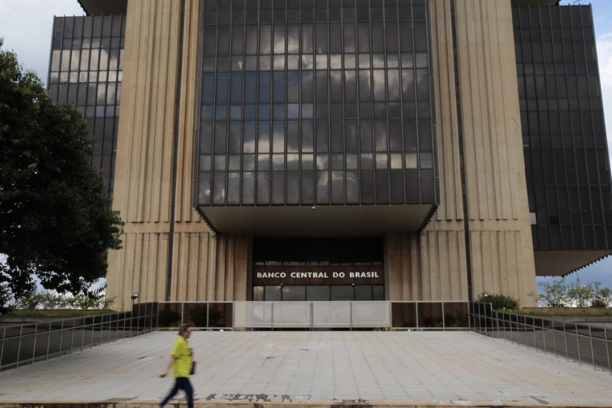 BC suspende temporariamente o acesso a consulta de valores ‘esquecidos’ em bancos