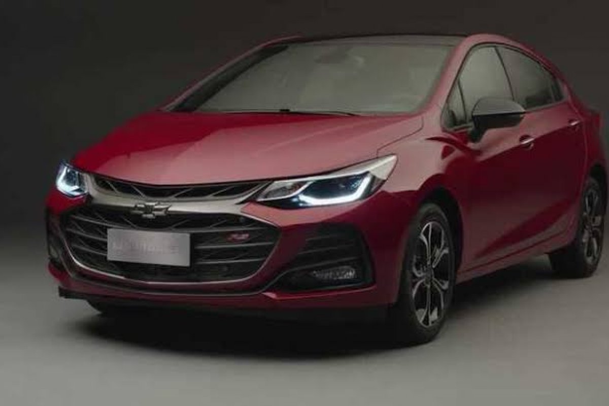 Chevrolet lança duas novas novas versões para o Cruze 