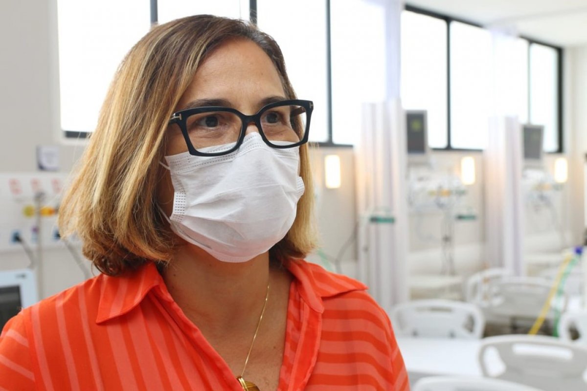 Tereza Paim, secretária de Saúde da Bahia, testa positivo para Covid-19