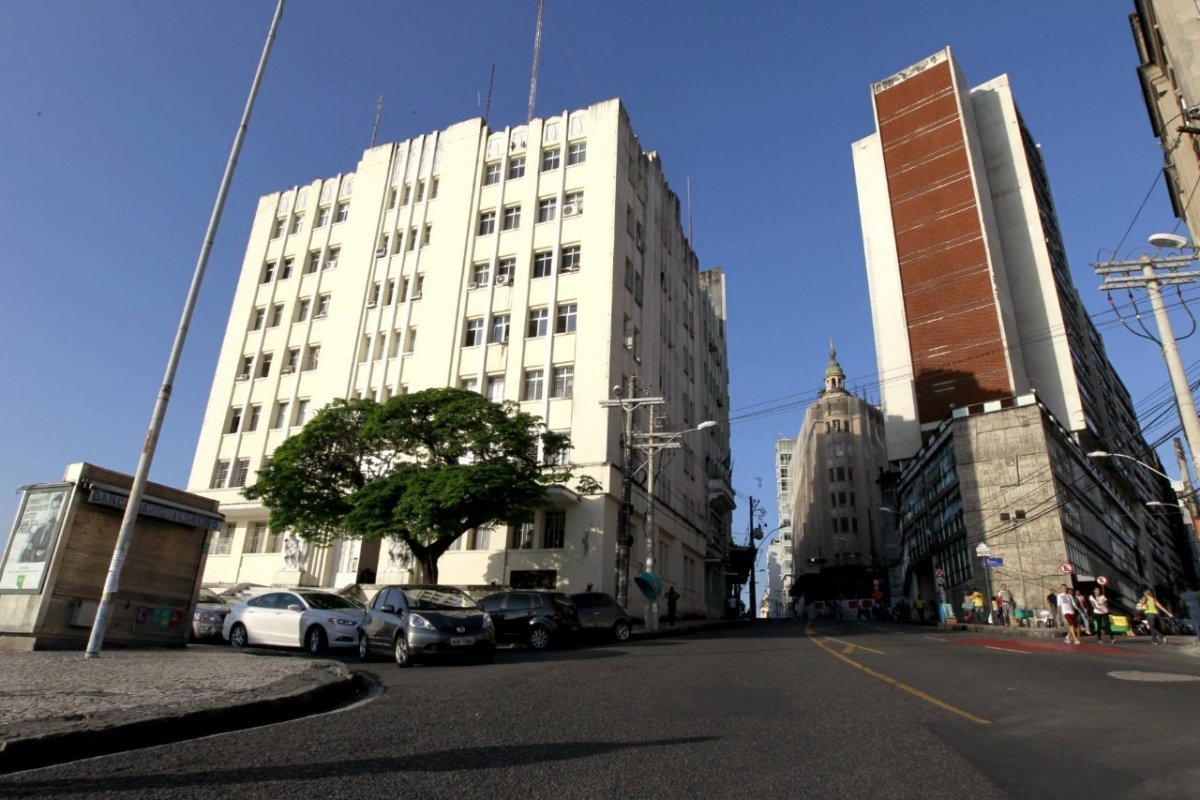 Governo estadual publica edital de leilão do Palácio dos Esportes 