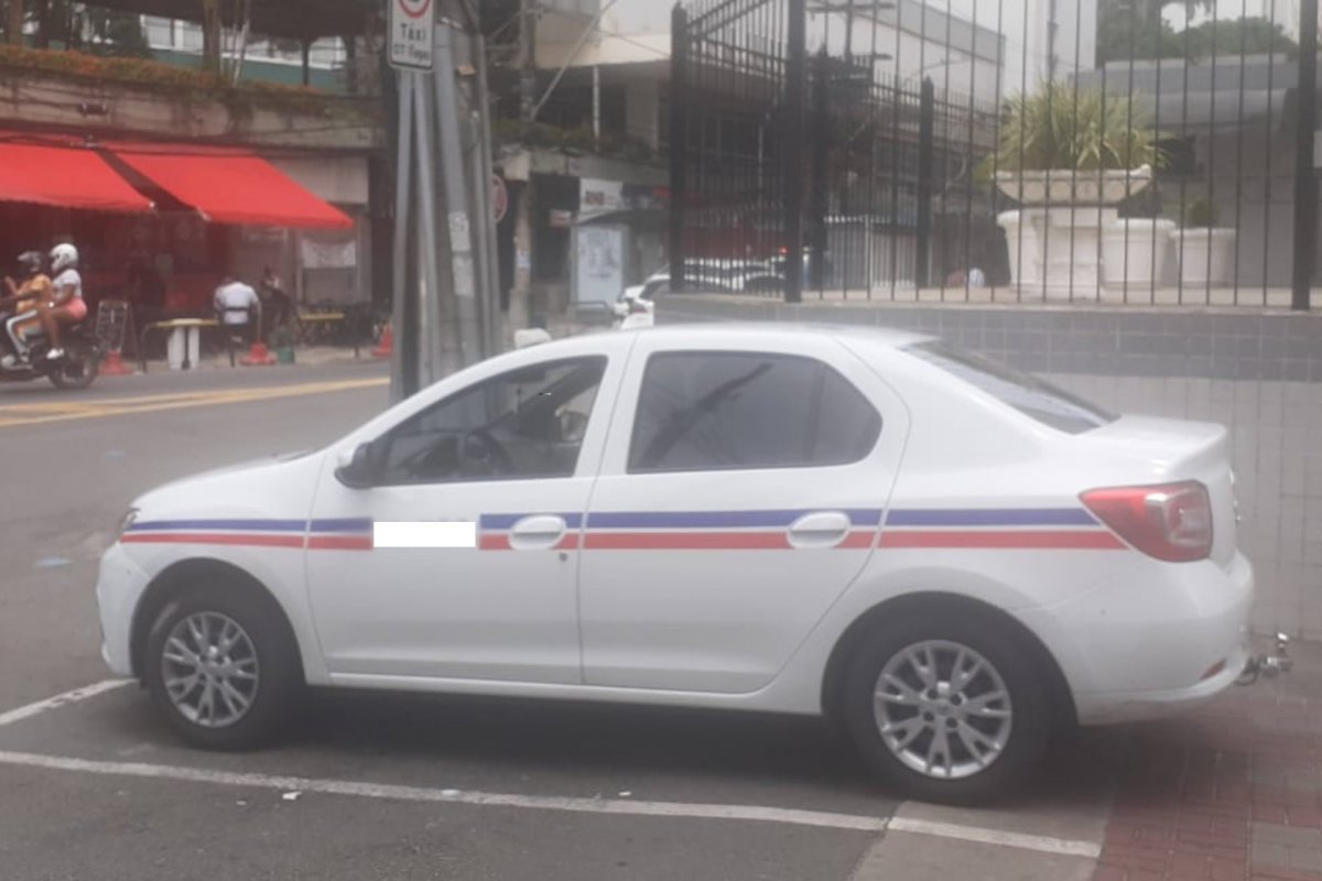 Taxista é vítima de 'sequestro-relâmpago' na Barra, em Salvador