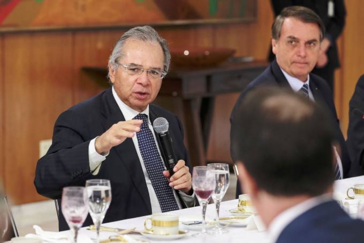 Governo Federal deve desbloquear mais R$ 7,3 bi após ganhos com petróleo 