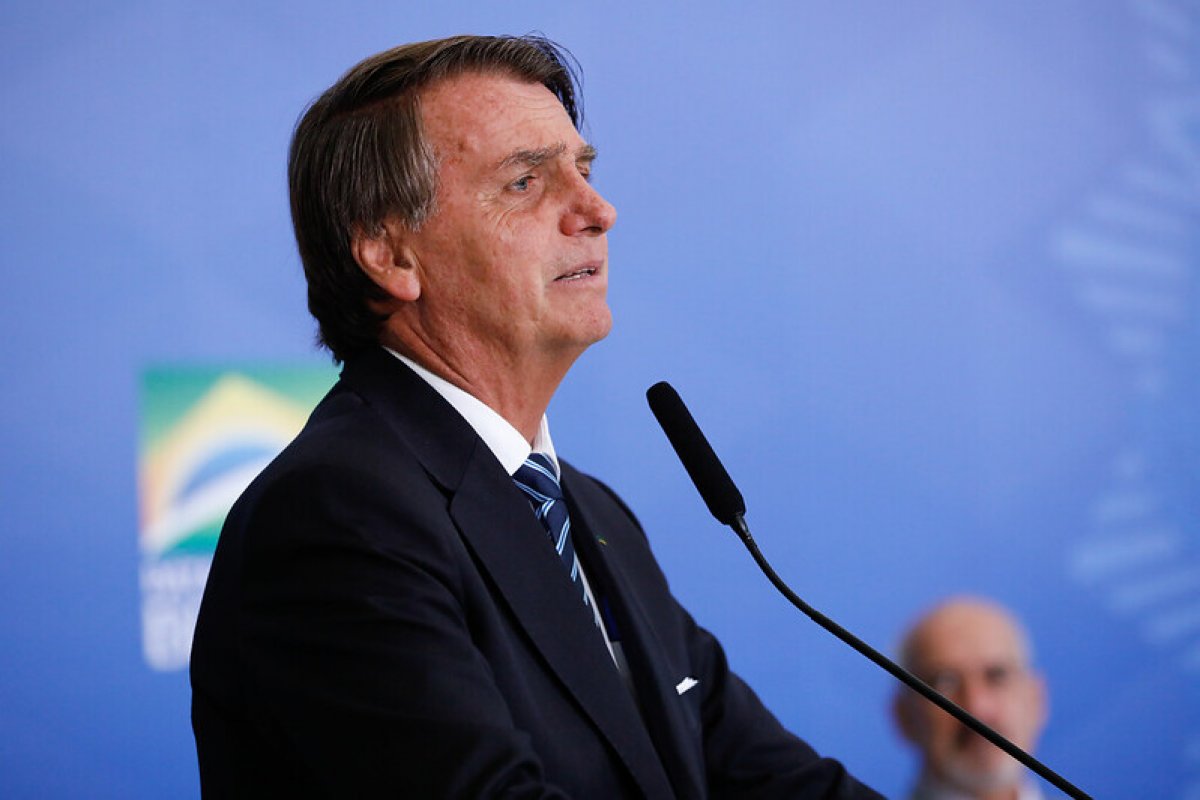 Vídeo: Bolsonaro marca presença na abertura dos trabalhos no Congresso em 2022