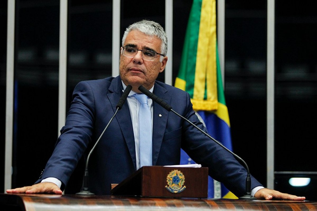 Podcast: O Lado B de Brasília - Eduardo Girão 