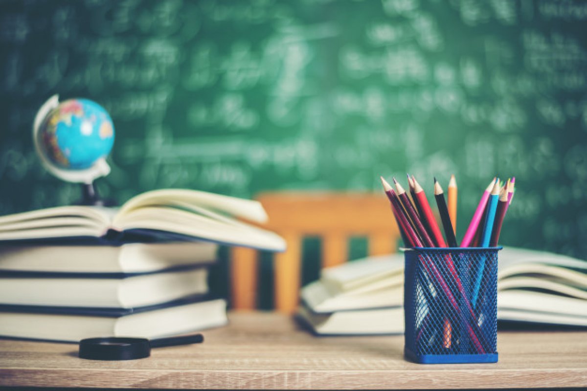 Dia do Professor: Mestres batalham diariamente para tornar a escola mais atraente