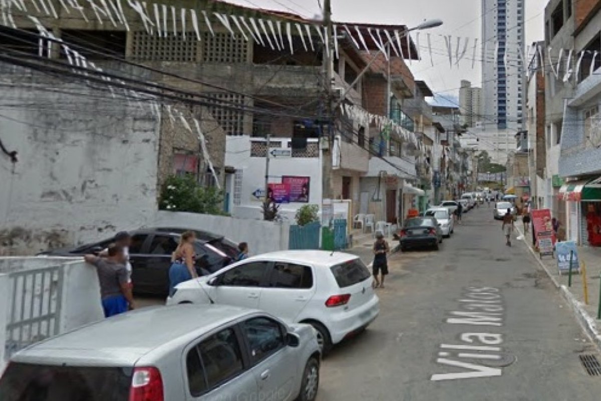 Funcionário de lanchonete é baleado no Rio Vermelho, em Salvador 