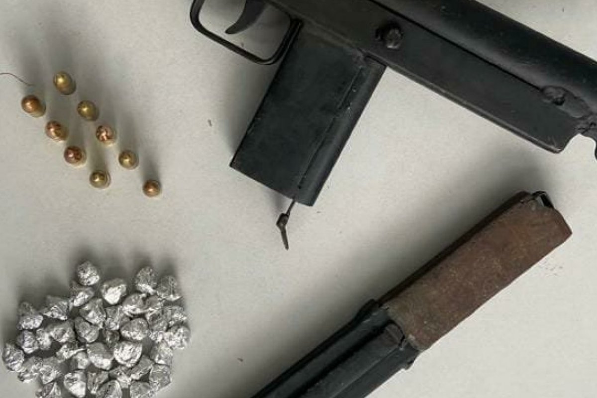 Suspeito de tráfico de drogas é morto durante confronto com policiais 