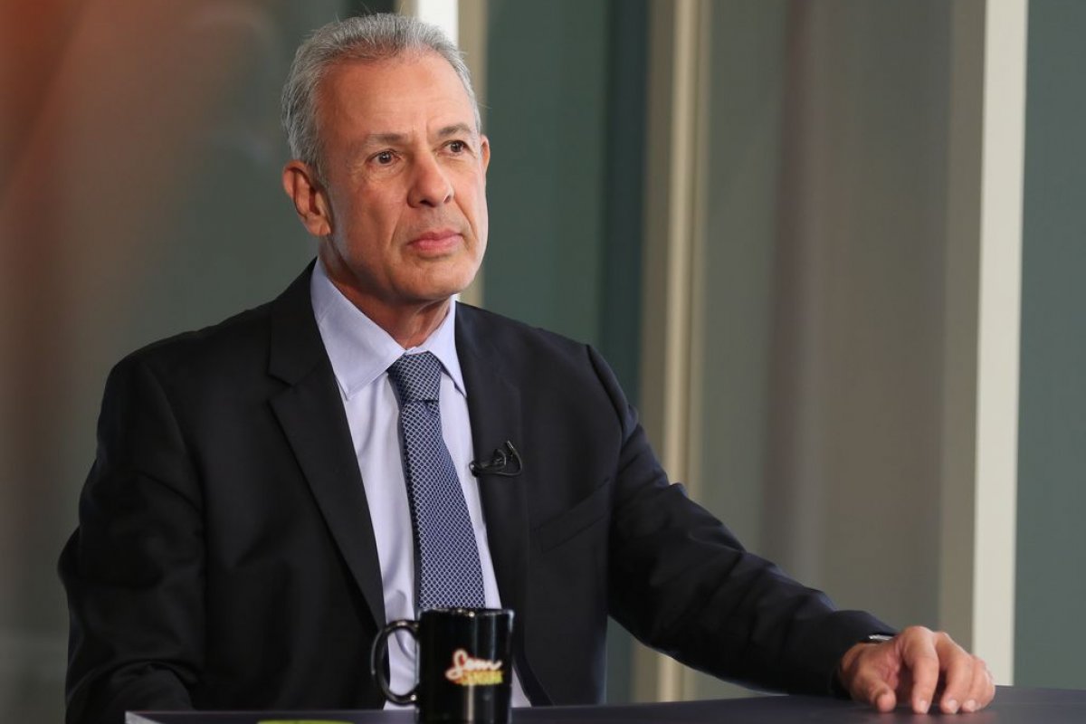 Ministro de Minas e Energia afirma que plano de capitalização da Eletrobras sairá ainda neste ano 