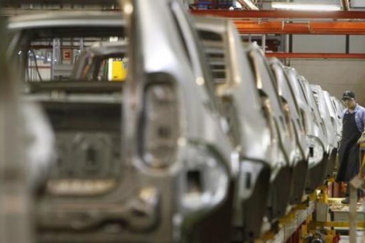 Faturamento da Indústria de Transformação encerra 2021 com alta de 3,7%