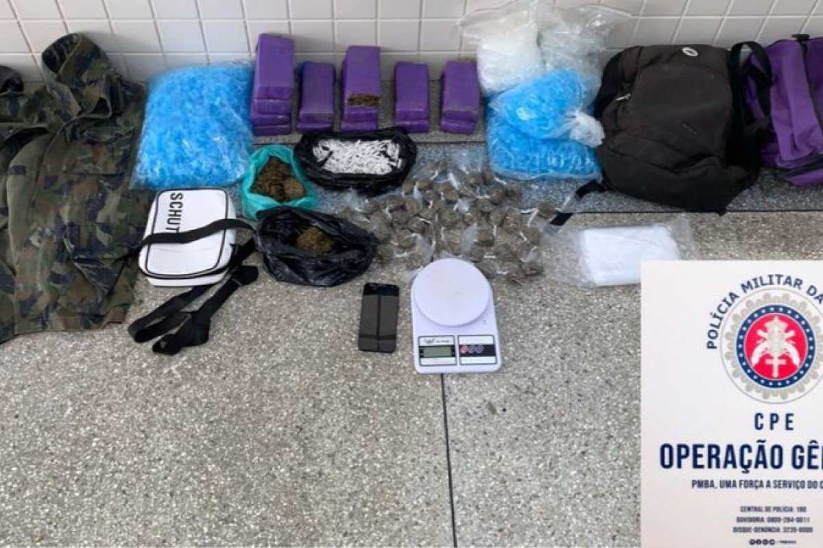 Adolescente é flagrado com 7kg de maconha no Jardim das Margaridas, em Salvador 