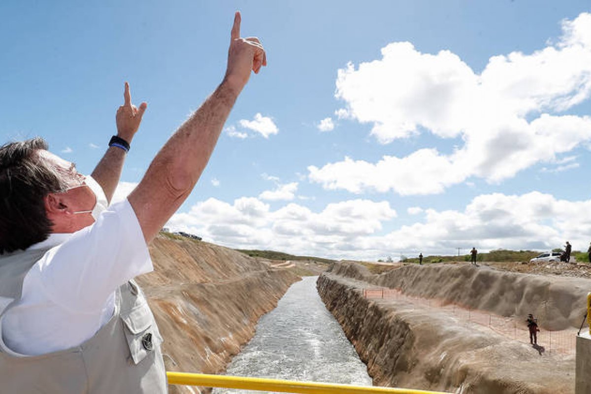 Bolsonaro vai ao Nordeste nesta semana para visitar obras do Rio São Francisco