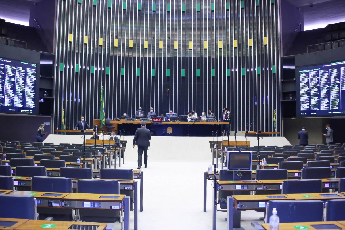 Vetos presidenciais serão analisados pelo Congresso nesta terça-feira