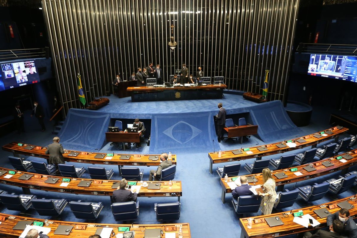 Senado analisa proposta que modifica processo de atualização de procedimentos na ANS