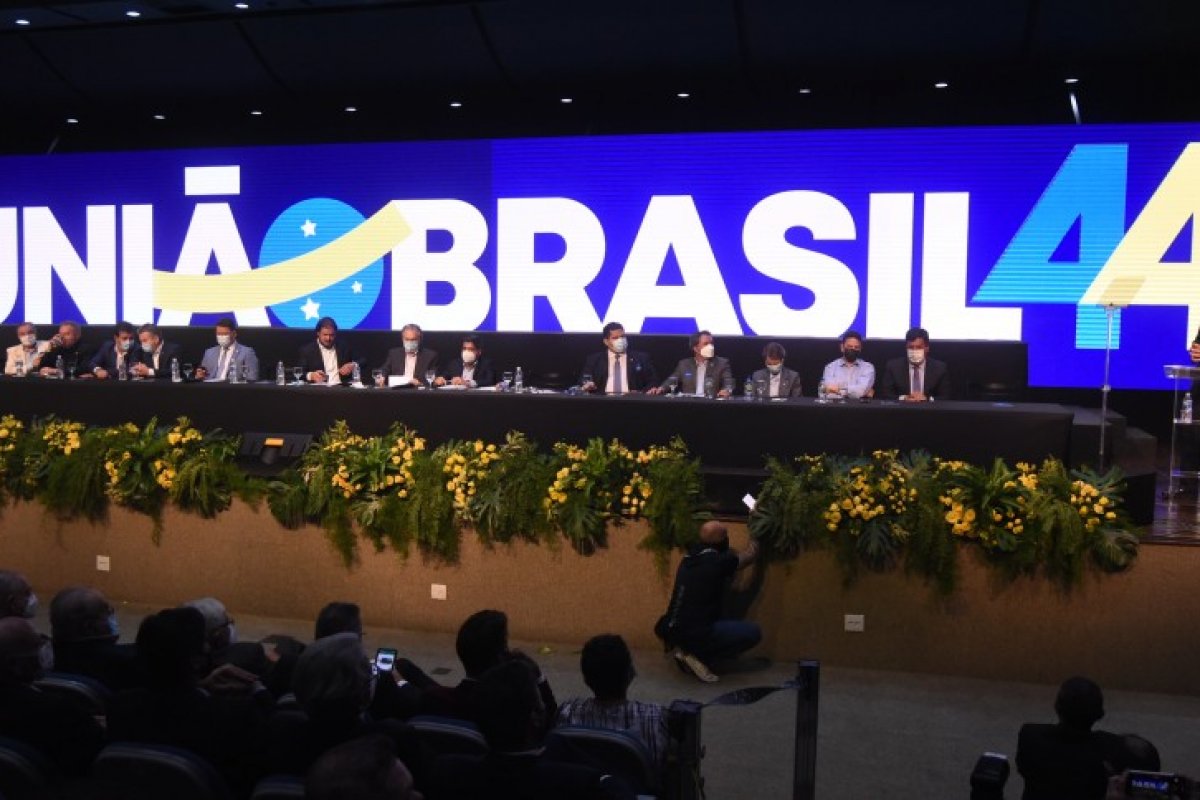 TSE aprova criação do partido União Brasil