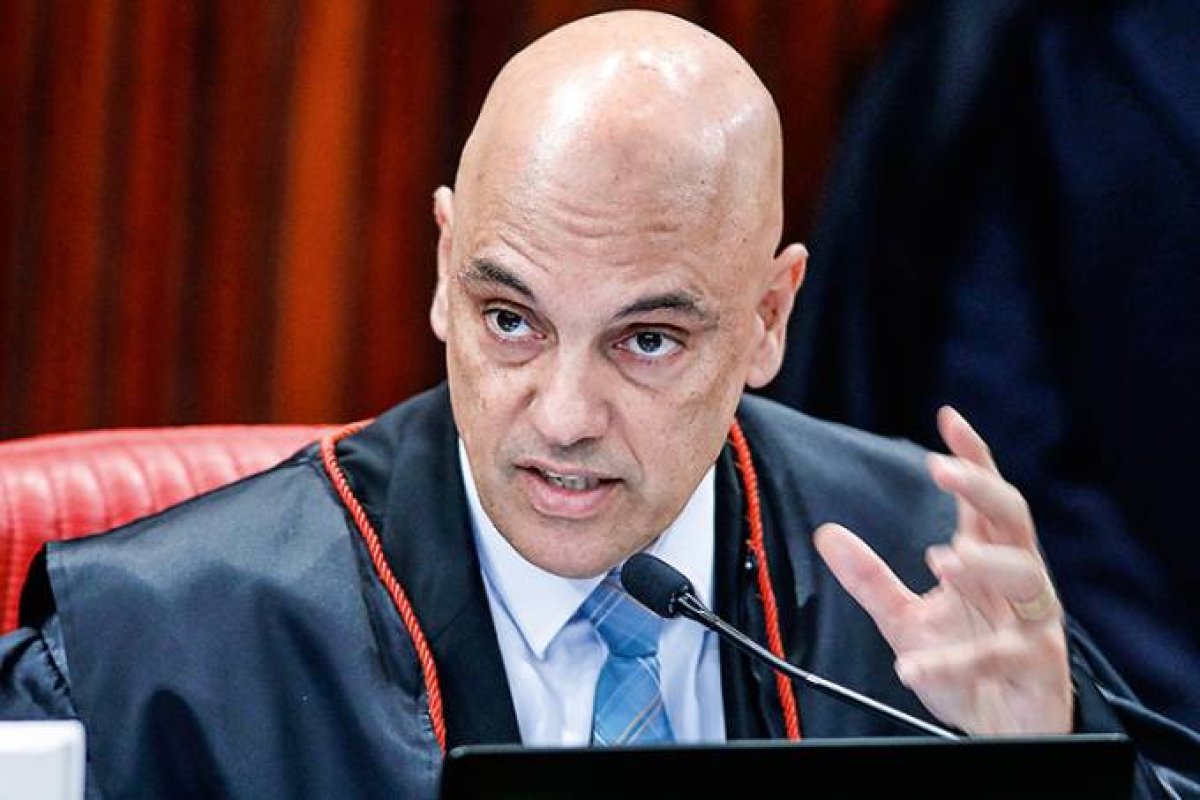 Moraes manda PF ouvir presidente do PTB sobre áudios vazados