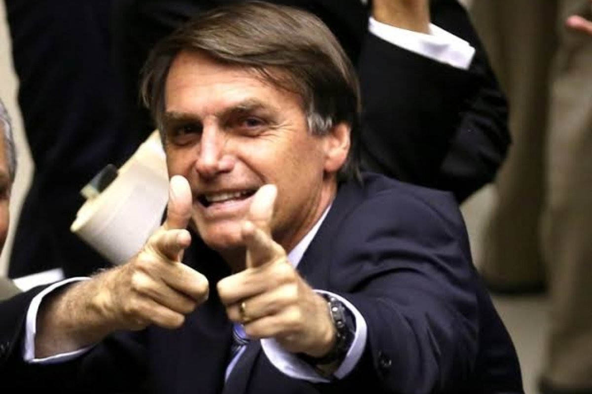 Tribunal de Haia recebe relatório da CPI da Covid