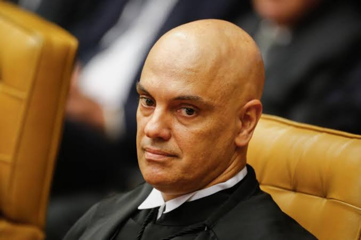 Allan dos Santos xinga novamente Moraes em vídeo