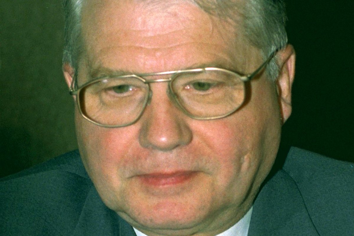 Morre Luc Montagnier, Nobel de medicina que descobriu o vírus da Aids