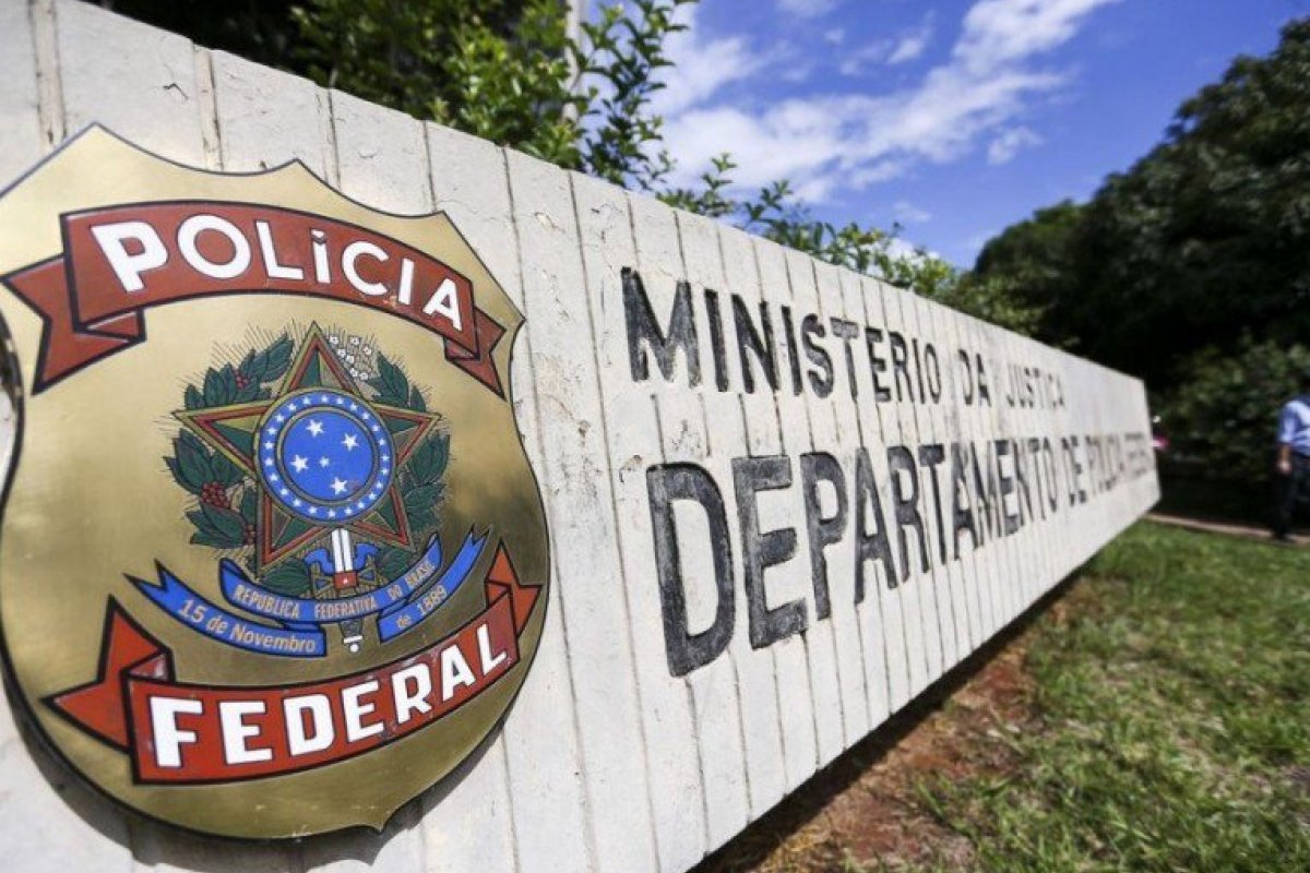 Em relatório ao STF, Polícia Federal diz que milícia digital usou estrutura do 'gabinete do ódio'