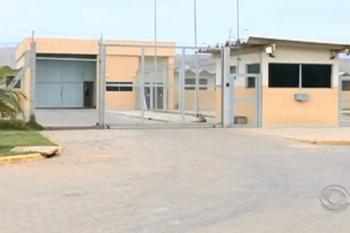 Com confusão de nomes, detenta é liberada por engano de presídio no Rio Grande do Sul