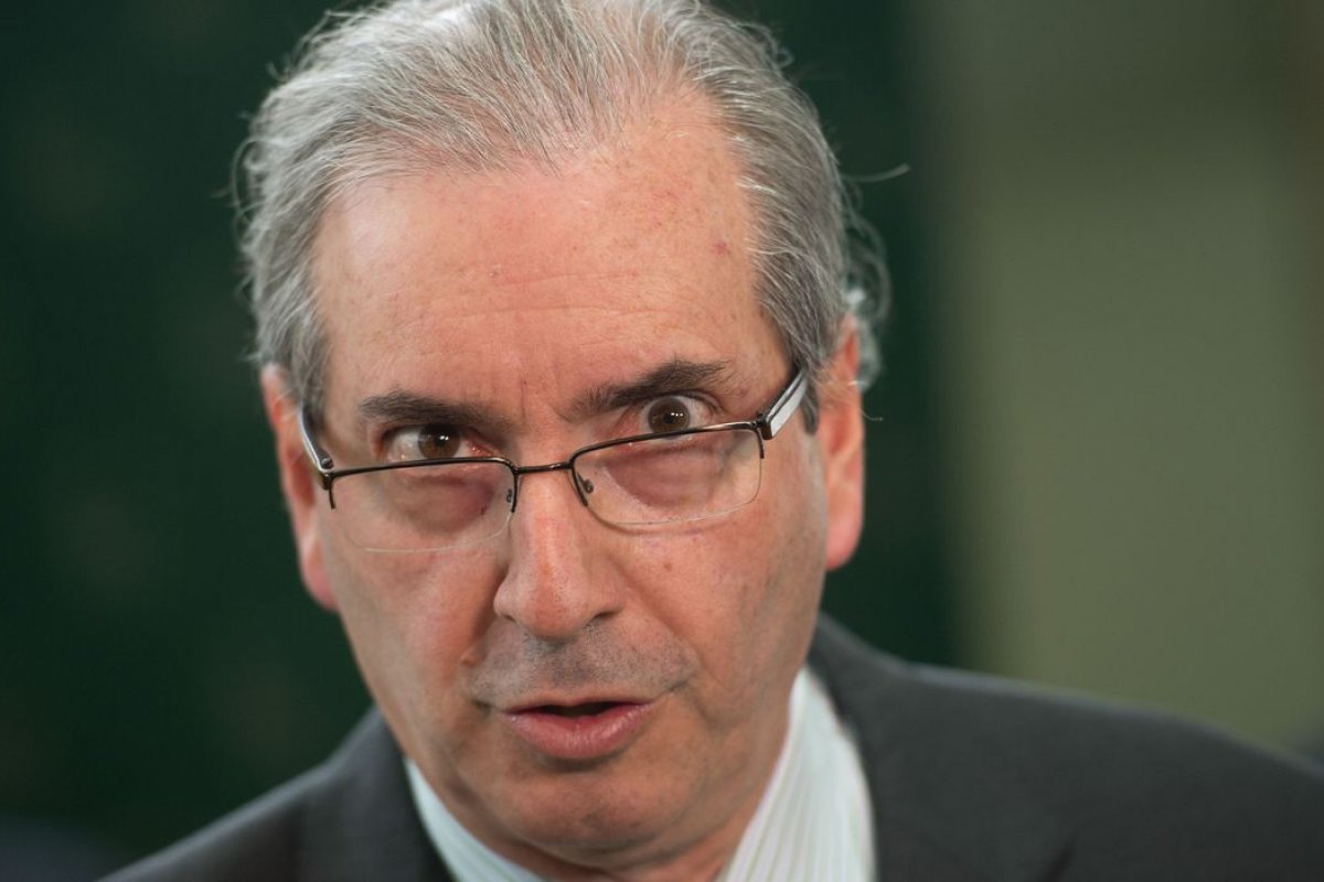 TRF4 nega pedido de Eduardo Cunha para remeter processo à Justiça Eleitoral