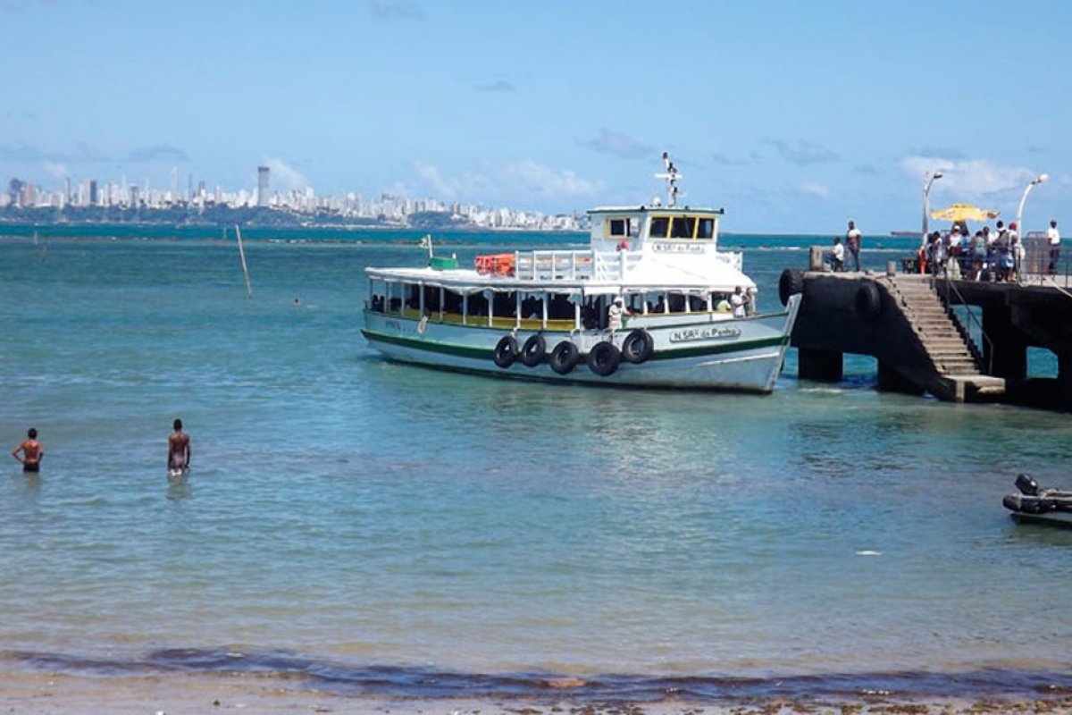 Travessia Salvador - Mar Grande faz parada até as 11h