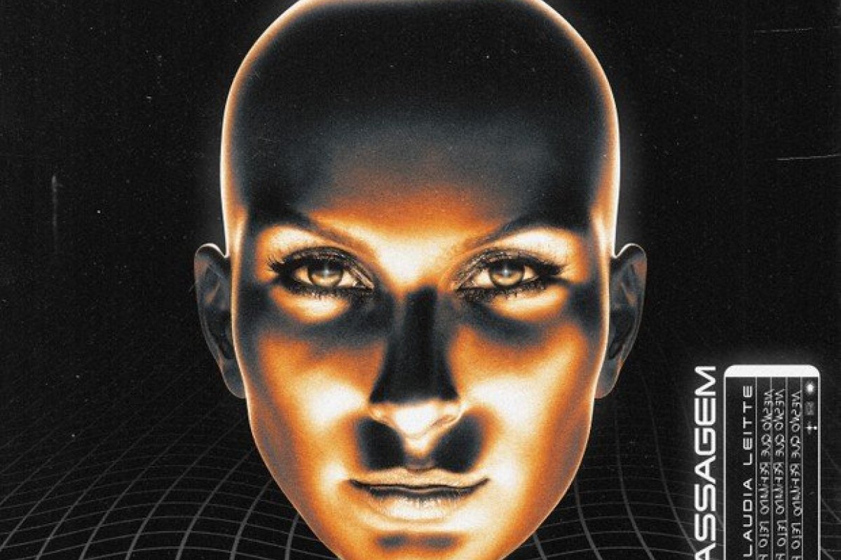 Veja a capa do novo single "De Passagem" da cantora Claudia Leitte 