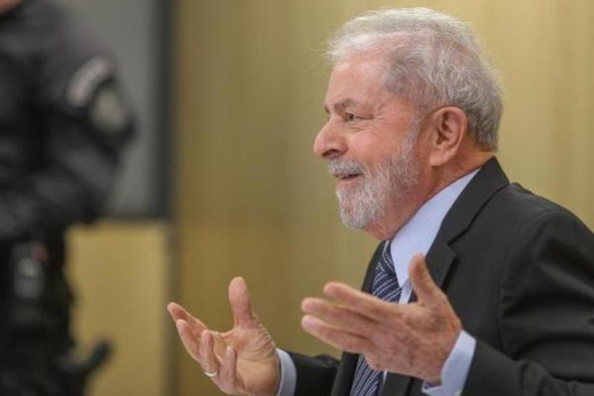 Lula diz que Bolsonaro foi eleito em 2018 por causa de golpe contra Dilma