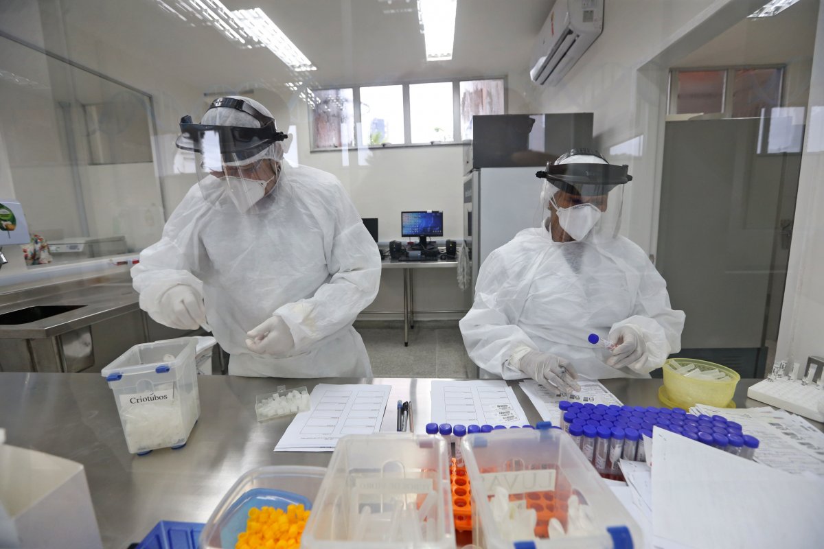 Variante Ômicron representa mais de 90% dos casos de Covid-19 na Bahia