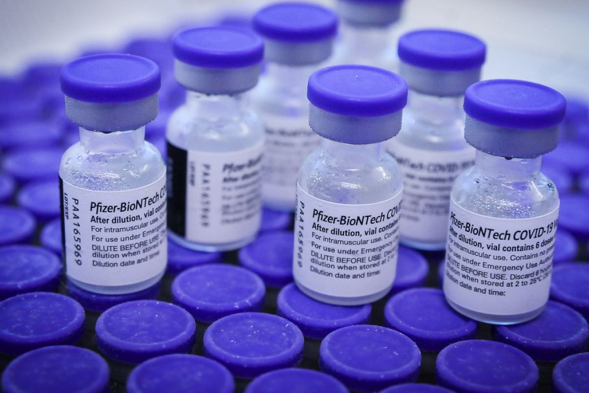Israel anuncia fim do passaporte sanitário para a Covid-19