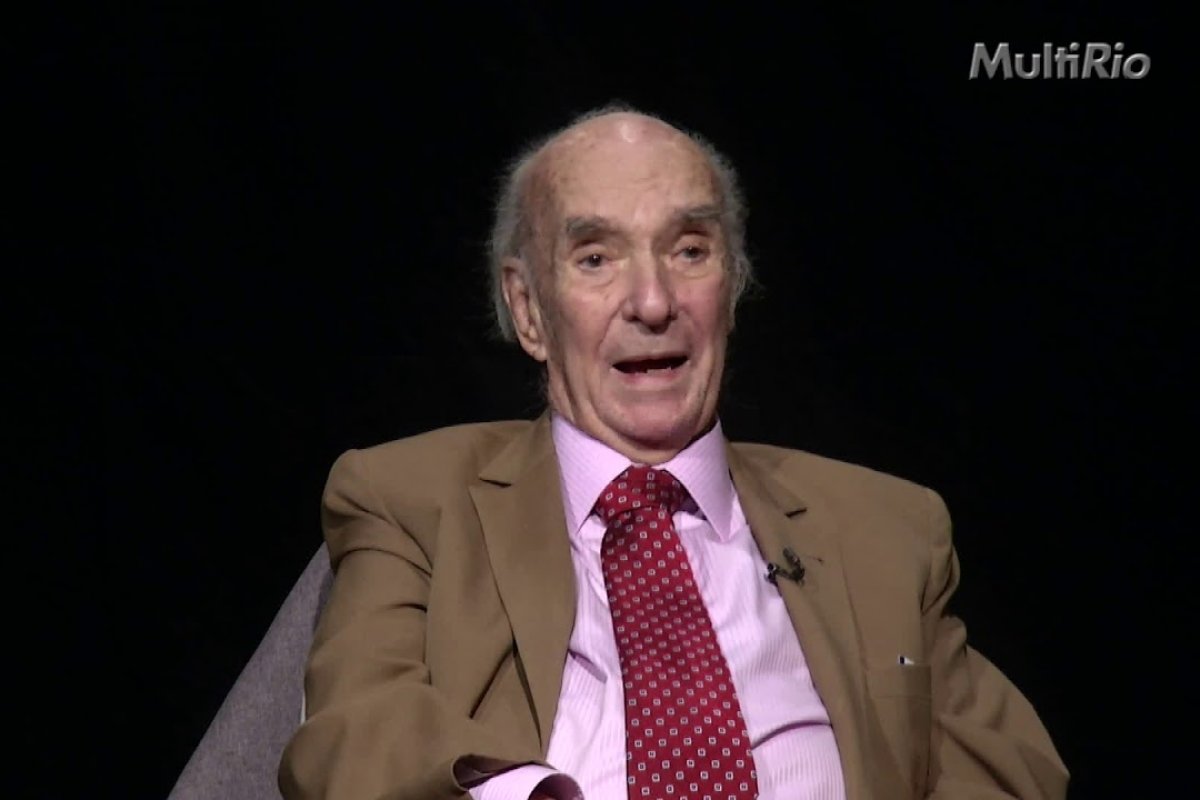 Membro da ABL, professor e escritor Candido Mendes morre aos 93 anos