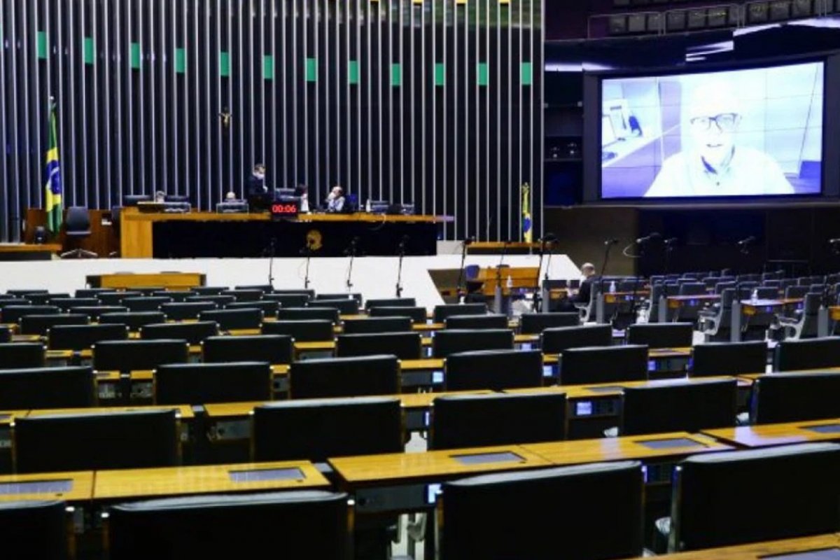 Câmara aprova projeto que atualiza Código Penal Militar