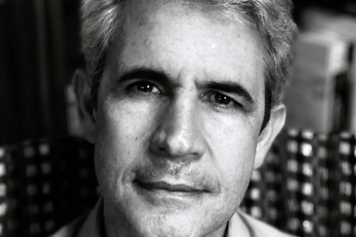 Pré-candidato à Presidência pelo Novo lança livro 