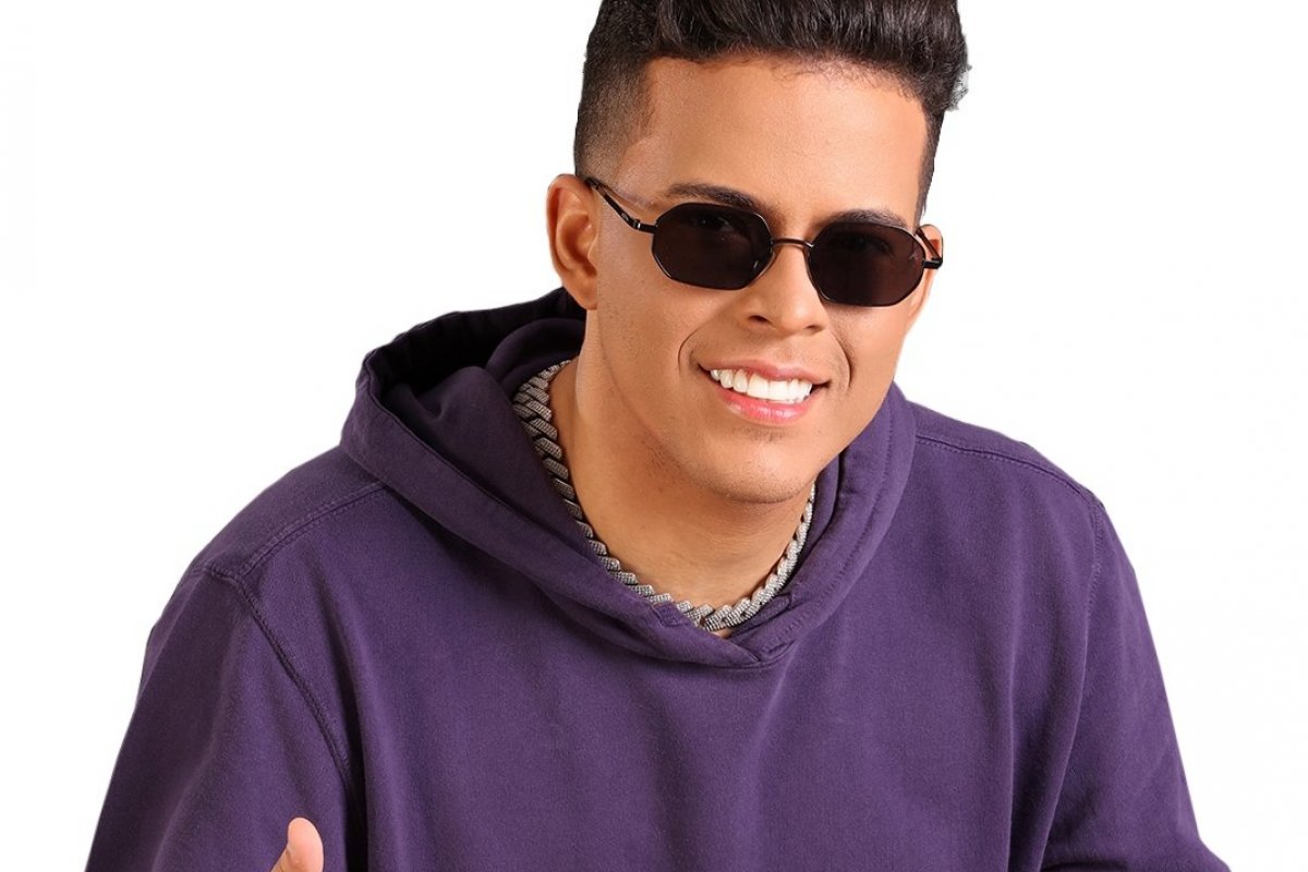 Felipe Amorim emplaca cinco músicas no top 200 nacional do Spotify 