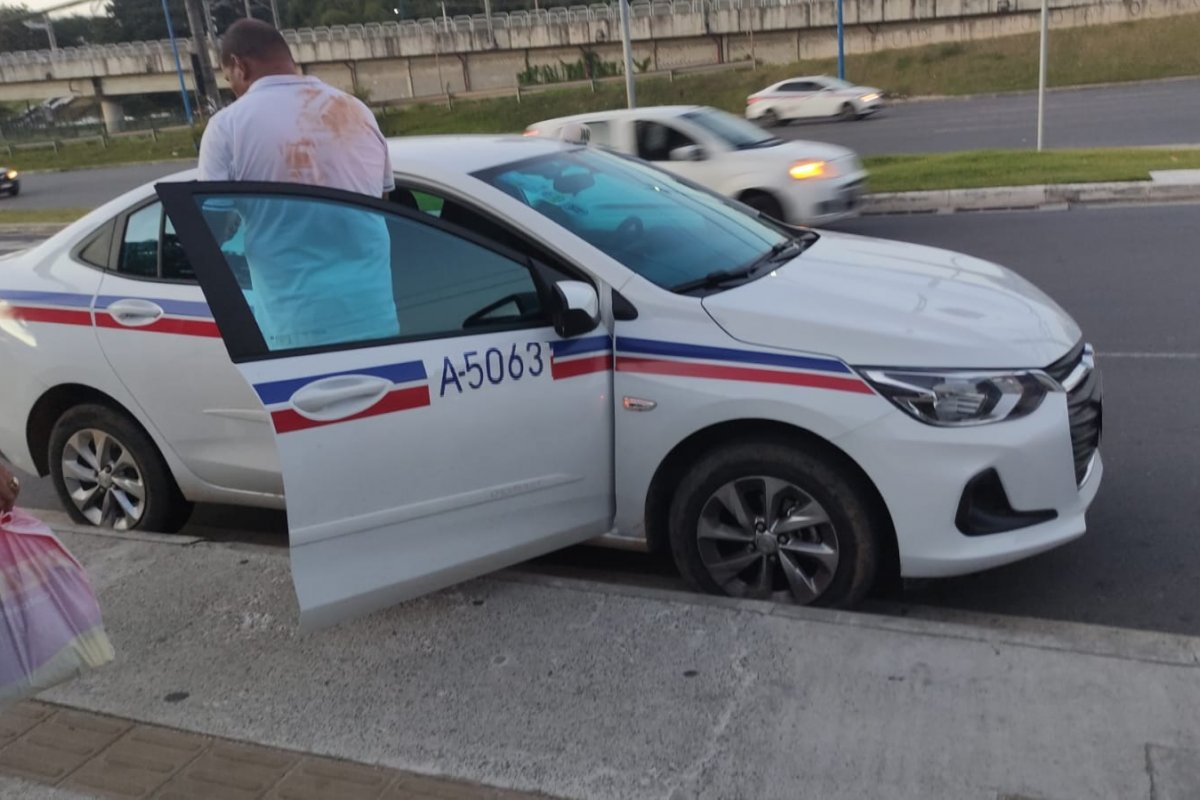 Mulher envolvida em sequestro de taxista é presa em Salvador 