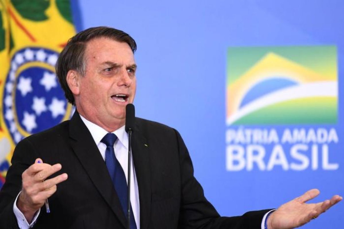 Presidente é gravado pedindo apoio de deputados do PSL para destituir líder na Câmara